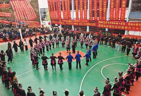 同乐苗族乡高武村迎春杯篮球赛：42支球队齐聚，各族青年共庆新春  第2张