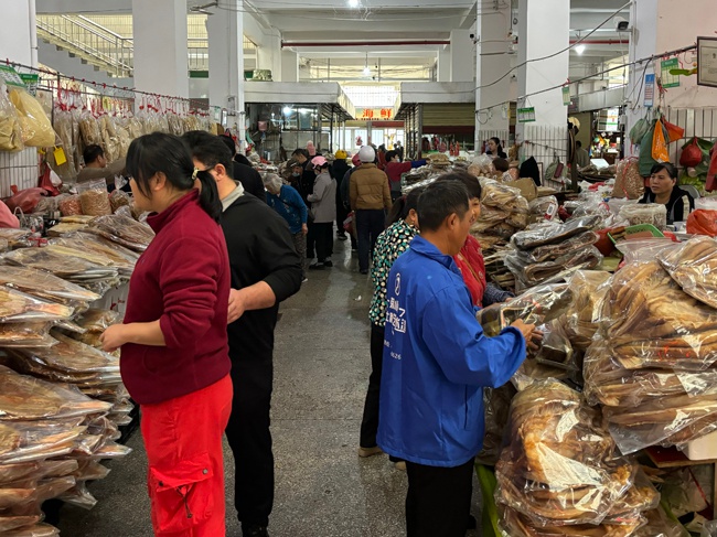 春节购物热潮来袭！儋州那大城区农贸市场、超市备货高峰，你准备好了吗？  第3张