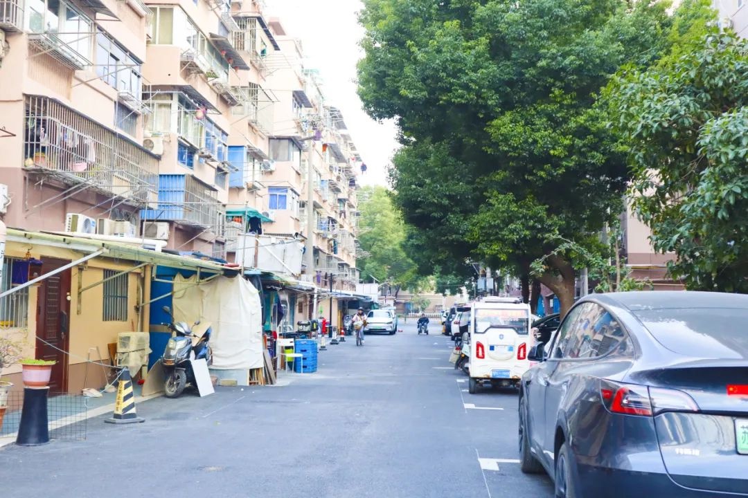 老旧小区焕新颜！湖心花园等10个小区改造完成，居民生活将迎来哪些惊喜变化？  第5张