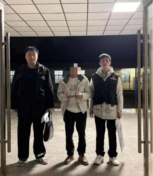 拖欠农民工工资？永新法院春节前雷霆出击，7万欠款一上午追回  第3张