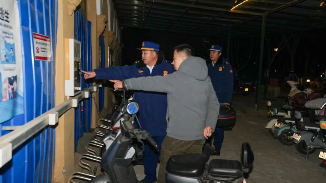 顺义区大扫除行动震撼来袭！你的小区安全通道畅通无阻了吗？  第2张