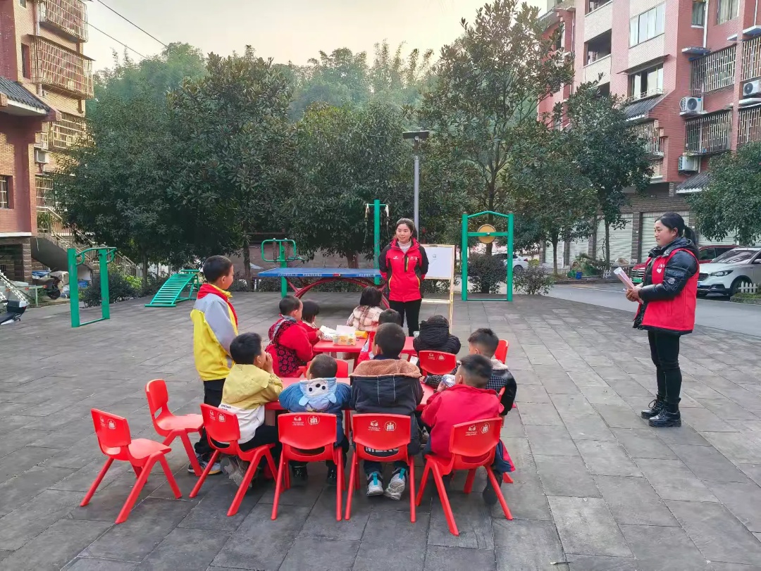 孩子们如何用红灯笼点亮社区新春？遵义市希望工程·陪伴行动揭秘  第4张