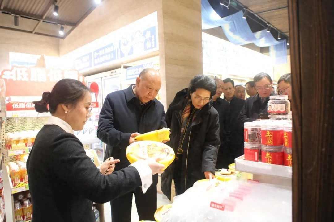 湖南省副省长李建中亲临一线，春运安全如何保障？  第1张