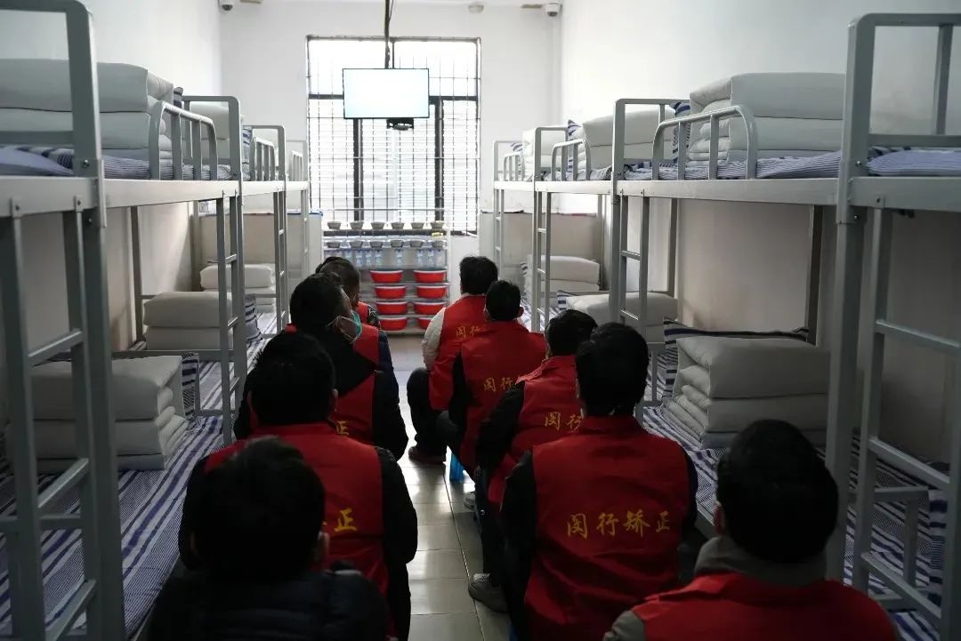 春节临近，闵行区司法局如何确保矫正安帮对象稳定？揭秘他们的暖心行动  第5张