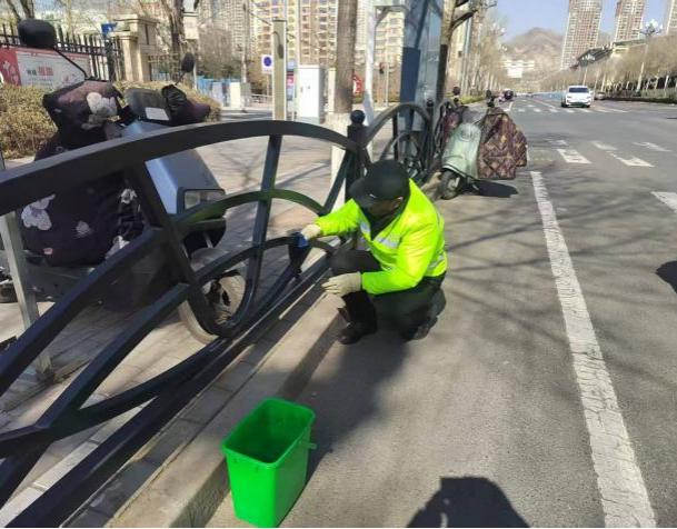 春季城市保洁大揭秘：如何让道路焕然一新？  第4张
