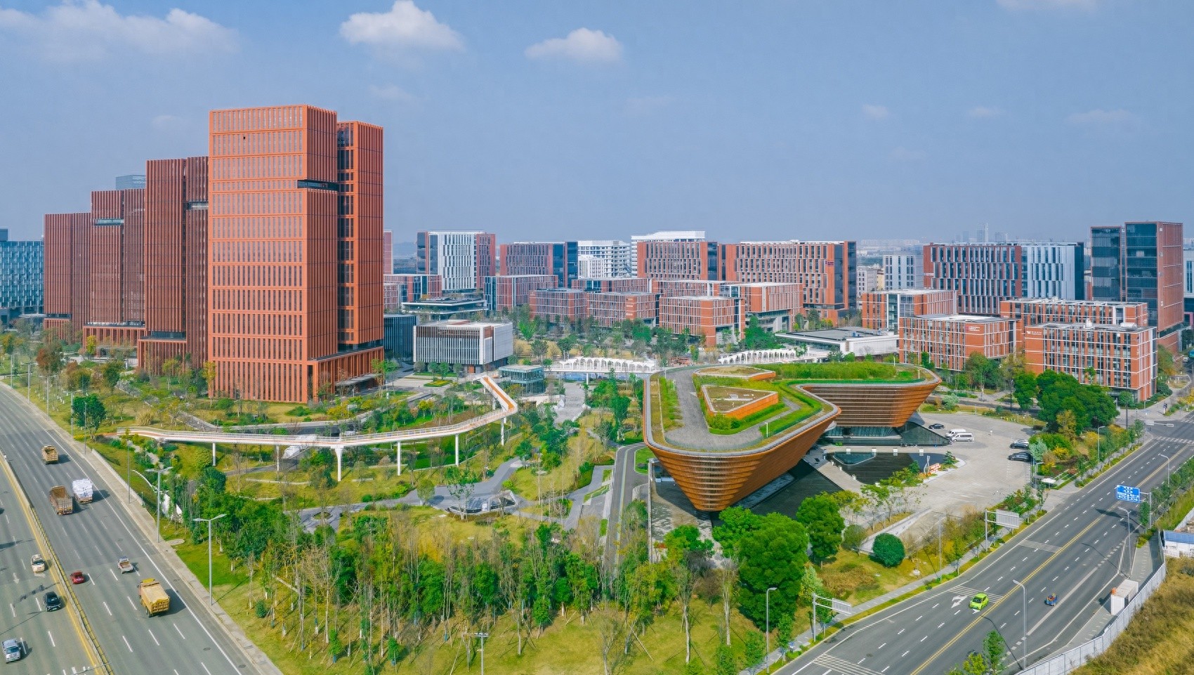 成都高新区携手华润医药，打造全国创新药械研发制造高地，未来医药健康赛道将如何变革？