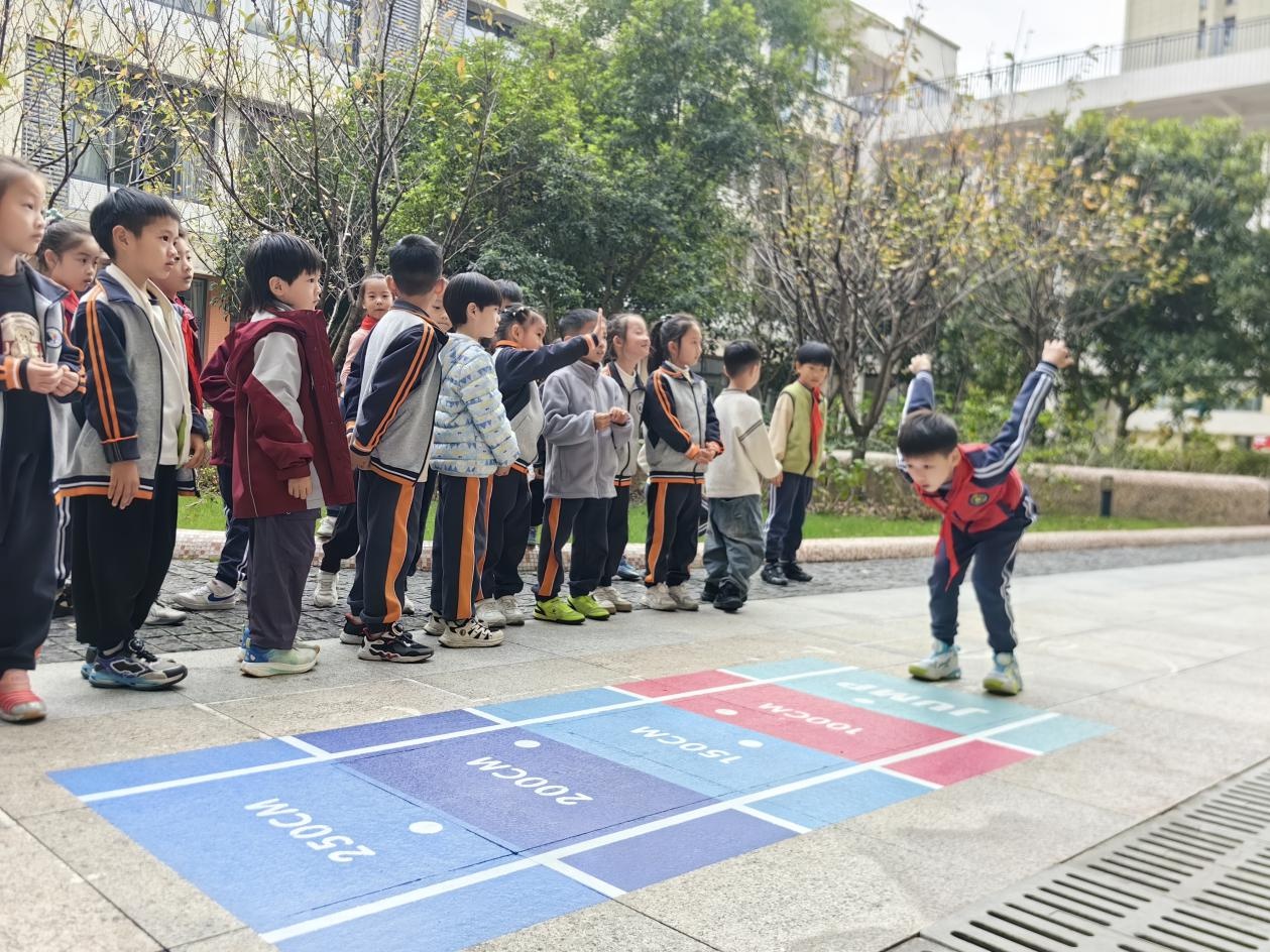 课间15分钟，丁信小学的孩子们玩出了什么新花样？  第2张