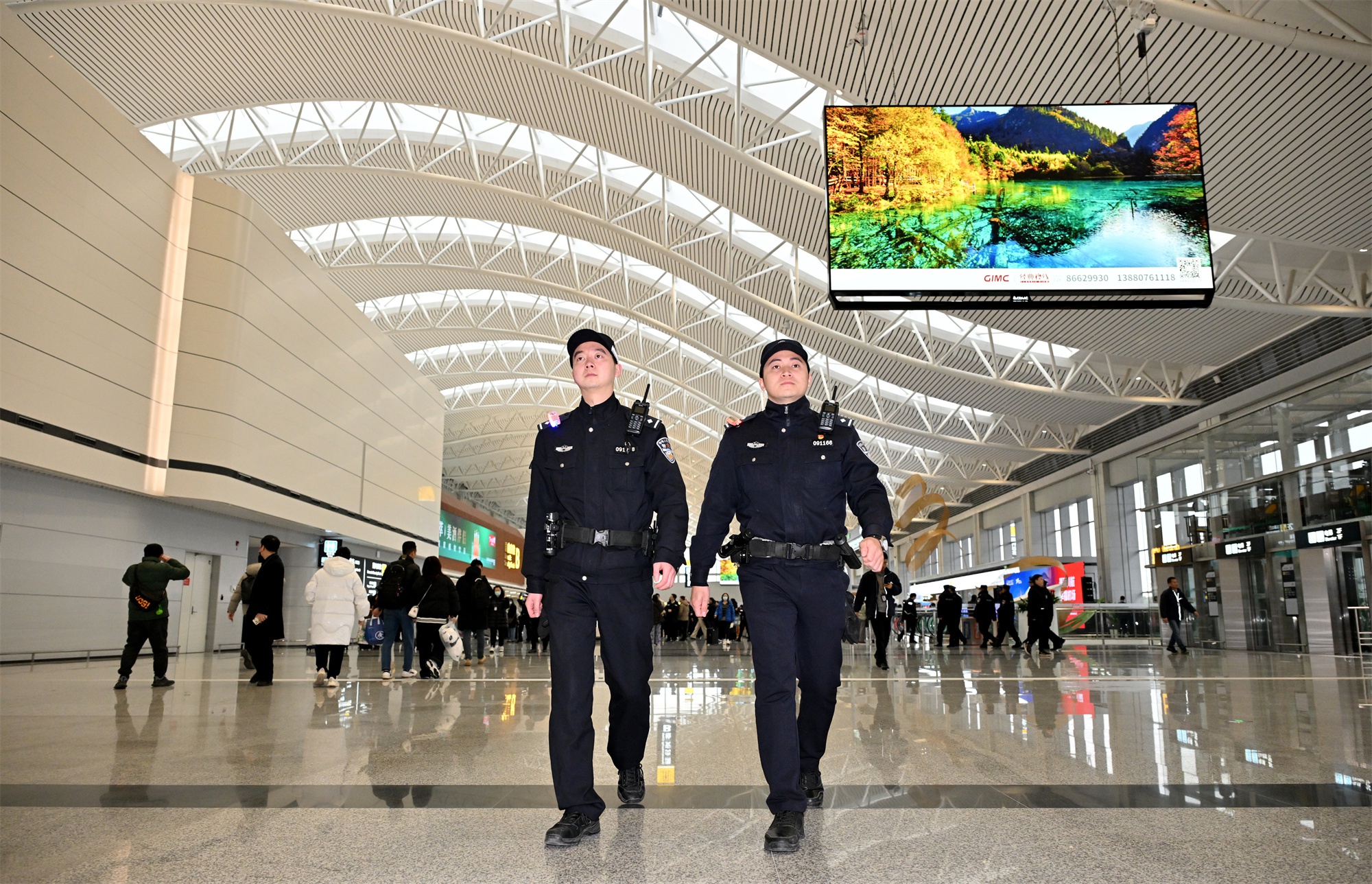 成都双流机场1号航站楼全新亮相，你的出行体验将有何惊喜？  第2张