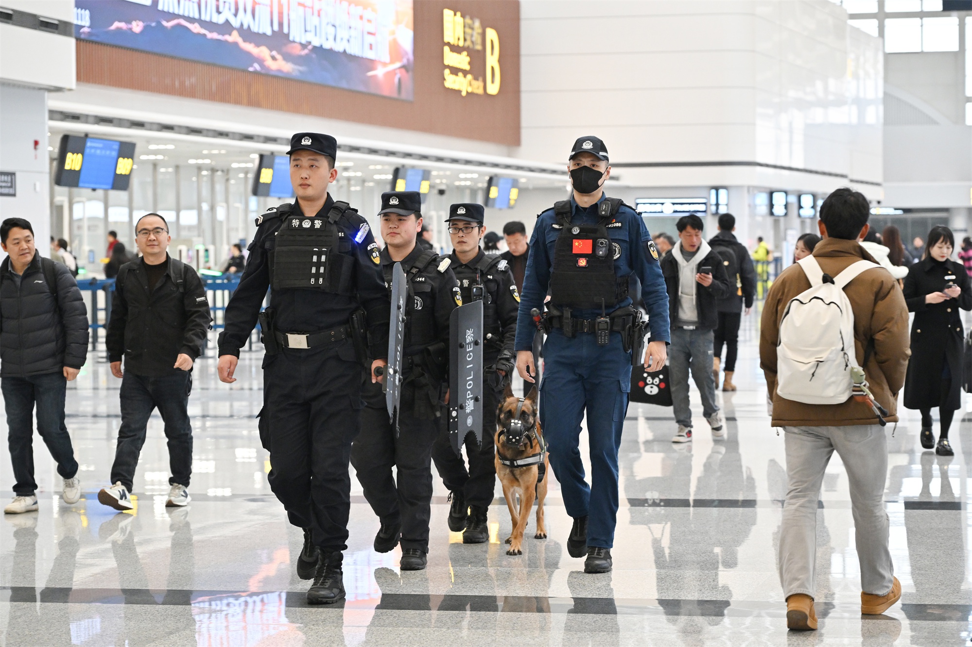 成都双流机场1号航站楼全新亮相，你的出行体验将有何惊喜？  第4张