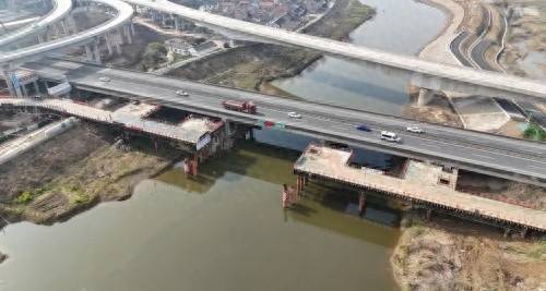 诸永改扩建项目浦阳西江保通桥最后一根桩基浇筑完成，953米桥梁如何实现高质量施工？