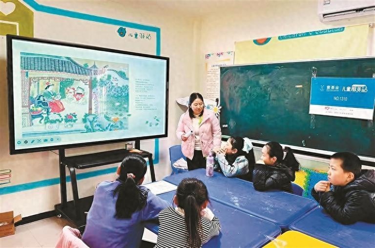 孩子们如何在多彩课堂中收获知识与快乐？龙抬头传统文化主题活动揭秘