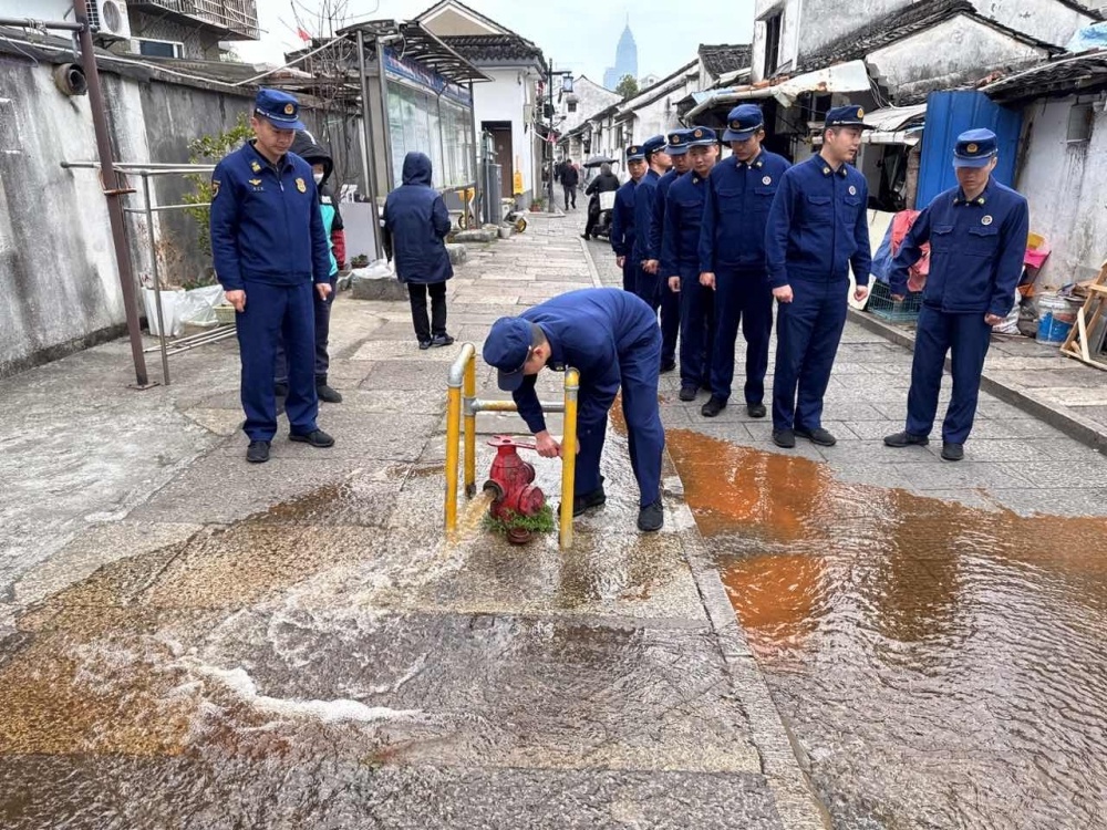 古城消防安全大提升！你知道越城区如何筑牢历史街区火灾防线吗？  第2张