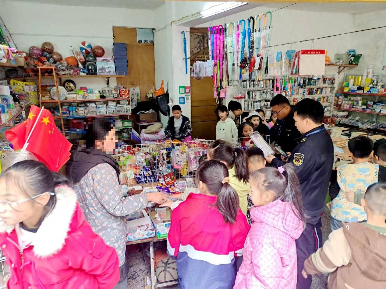 河池市如何为未成年人打造安全成长环境？揭秘市场监管新举措