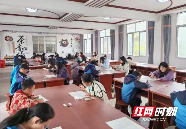 沅陵县7万人共赴诗词盛宴，你准备好迎接这场文化洗礼了吗？  第3张