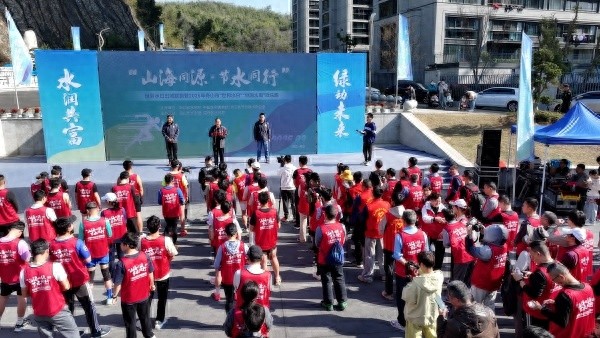 你知道吗？200位跑者用脚步传递节水理念，你也能做到