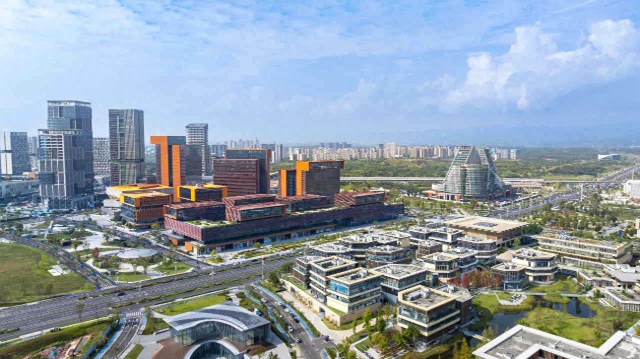 成都低空经济产业投资基金首期到位，2027年能否实现产值新突破？  第1张