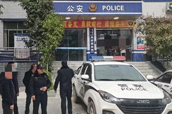 合同纠纷陷僵局，万源市法院如何用司法拘留震慑被执行人？