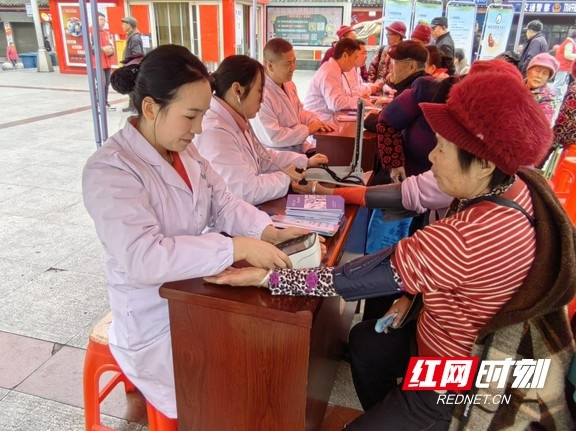 你还在为失眠困扰吗？湘西州精神病医院义诊活动教你科学睡眠  第3张