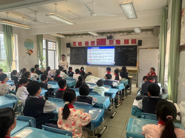 校园火灾隐患知多少？盘龙区消防课堂教你如何防患于未然  第3张