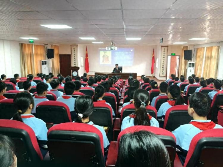 震撼！2025年恩阳区流动科学课带你探秘航空航天，你准备好了吗？