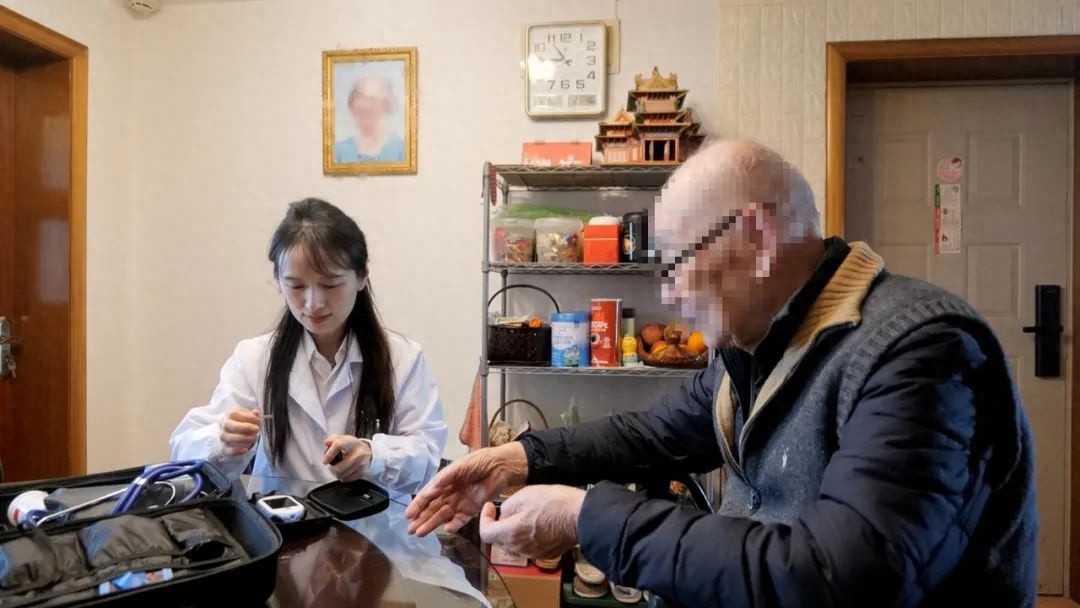 家庭医生签约率72.77%！陈晓燕如何让居民实现手术在医院、康复在社区、养护在家庭的无缝衔接？