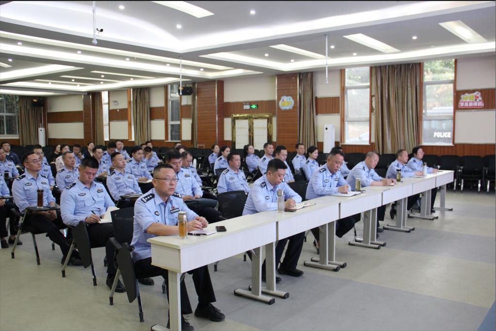 绵阳公安交警首期数字警务技术培训圆满结束，120余人受益！未来交管将迎来怎样的变革？  第2张