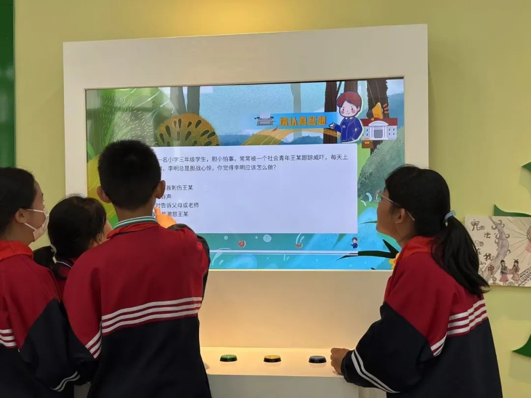 50名小学生竟在检察院排起长队，他们到底经历了什么？  第2张