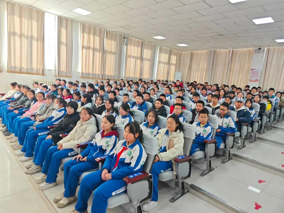 青少年心理健康危机!15-18岁孩子面临的压力你了解多少? 第2张 青少年心理健康危机!15-18岁孩子面临的压力你了解多少? 第2张