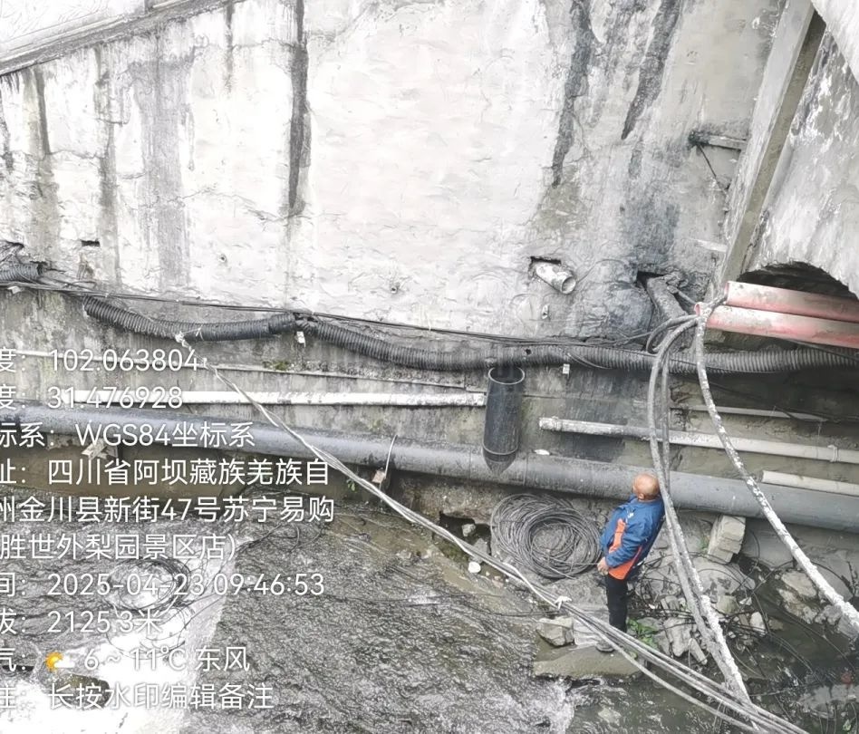 金川县35处线缆乱象如何被325人次迅速整治？城乡环境焕新颜  第3张