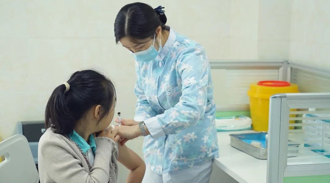 昭化区HPV疫苗免费接种！13-14岁女孩可享，你家孩子打了吗？  第2张