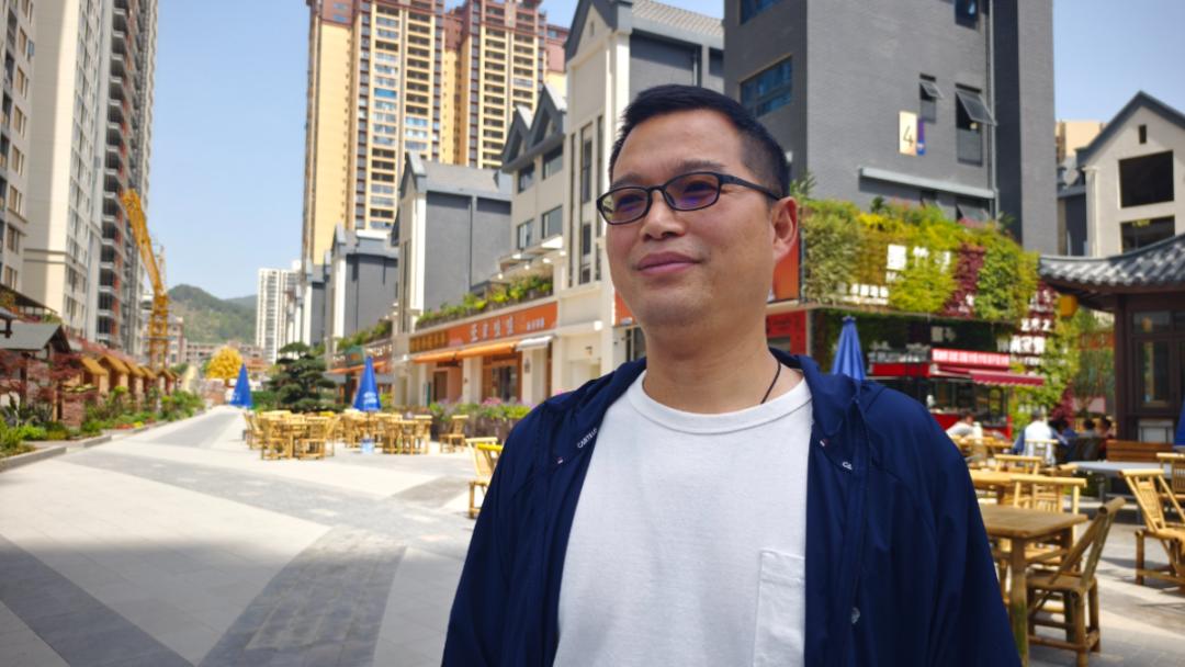 盐亭县如何以三大攻坚行动实现高质量发展？揭秘墨竹里风情街的惊艳蜕变  第7张