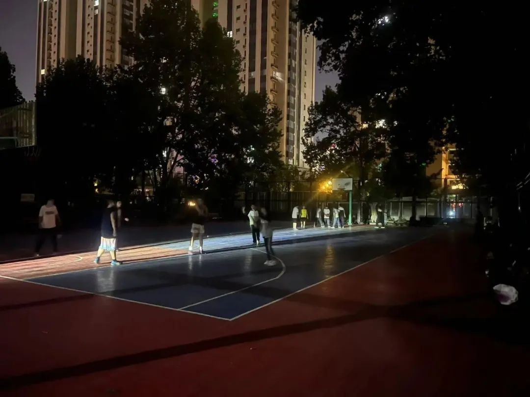 光明路路边停车收费标准是多少？乡村振兴村级协理员咋报名？速看  第4张