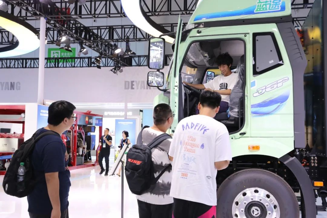 5月25日西博会开幕!德阳展馆凭啥携58件尖端装备惊艳亮相? 第4张 5月25日西博会开幕!德阳展馆凭啥携58件尖端装备惊艳亮相? 第4张