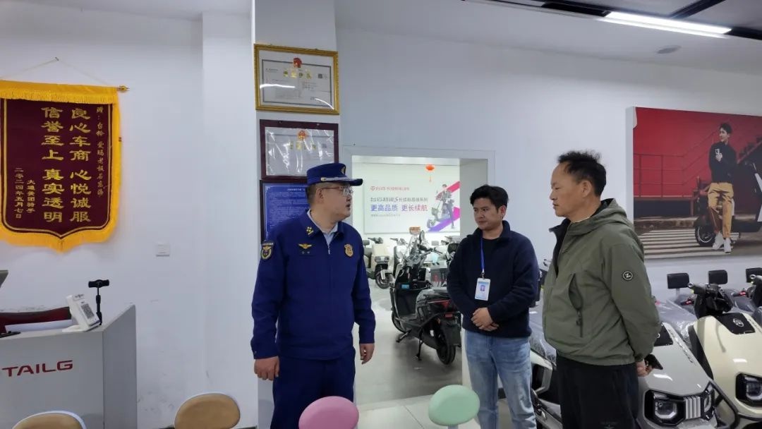查隐患+广宣传！乃东区消防救援大队如何织密鲁琼专业市场消防安全防护网？  第5张