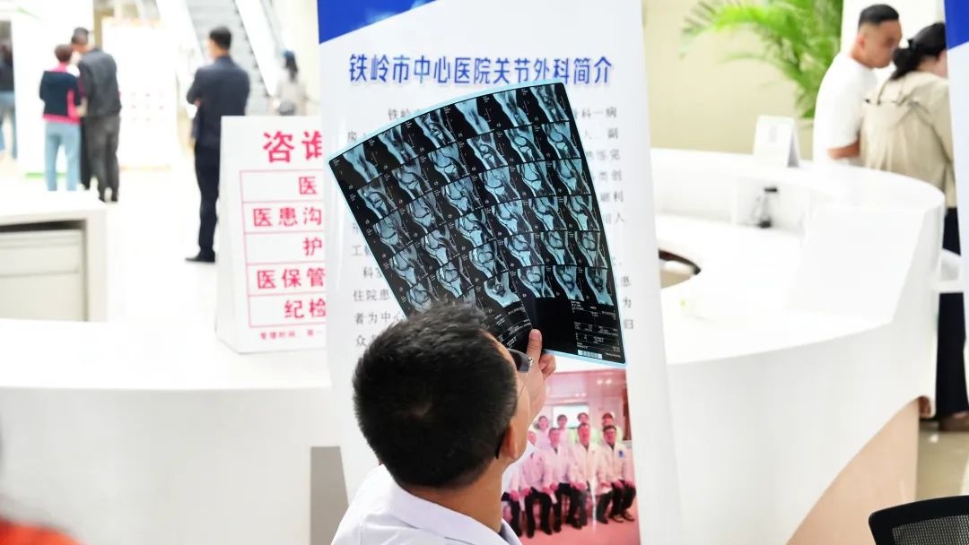 5月27日全国保膝日义诊！距活动还有3天，患者为何已排起长队？  第4张