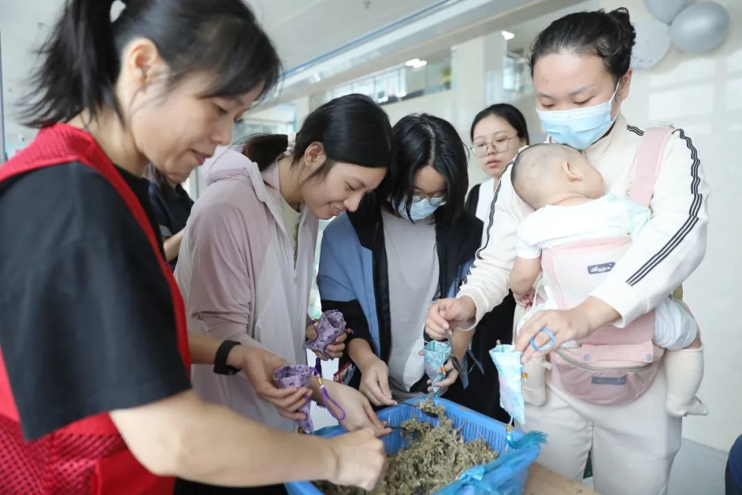 六一前北海市妇幼保健院为何画风突变？从医院变欢乐海洋  第2张