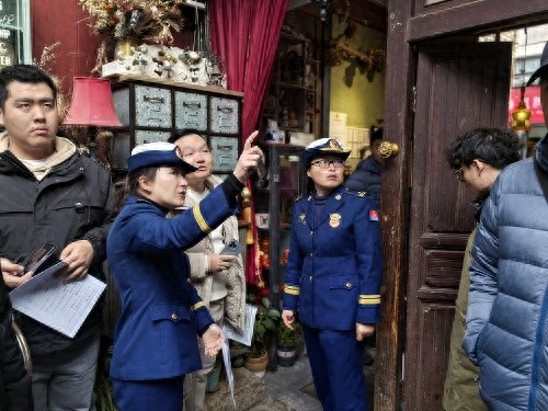 昆明老街18处文物古建筑如何筑牢消防安全防线？五华区消防救援大队揭秘