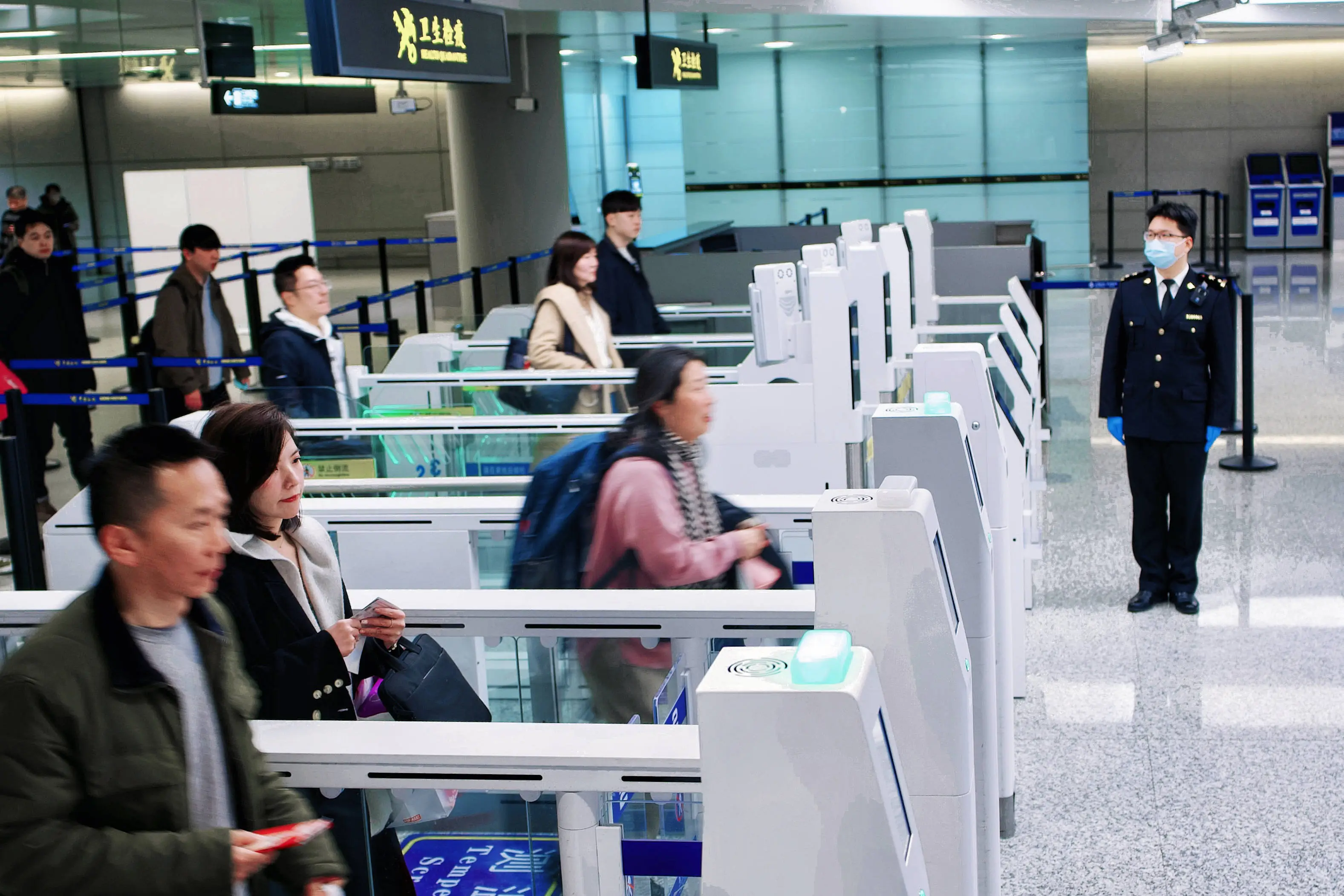 上海空港口岸春运大爆发！267.57万人次进出境，你准备好迎接挑战了吗？