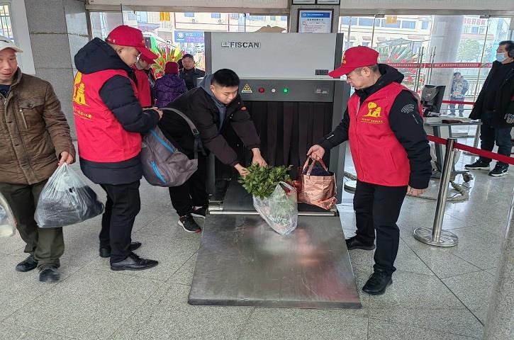 十五年如一日！剑阁普安客运站的姜糖茶为何让人念念不忘？  第3张