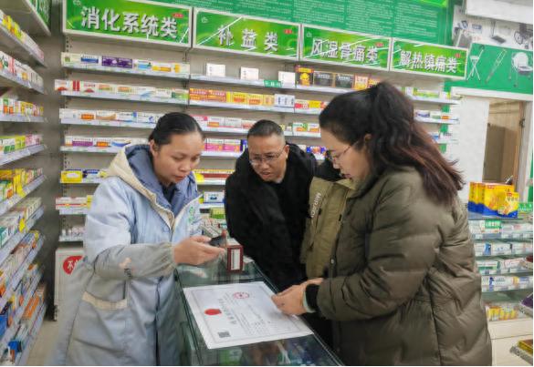 春节临近，黔西南州如何确保‘两品一械’安全？大排查大整治行动全面启动  第1张