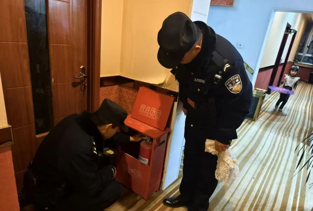 安定分局重拳出击!春节安保维稳行动如何确保全区人民安宁祥和? 第5张 安定分局重拳出击!春节安保维稳行动如何确保全区人民安宁祥和? 第5张