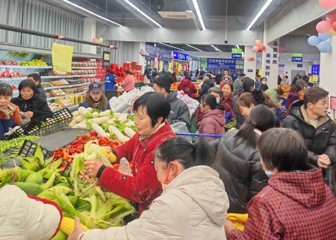 春节临近，玉山县年货市场火爆！你家年货备齐了吗？  第2张