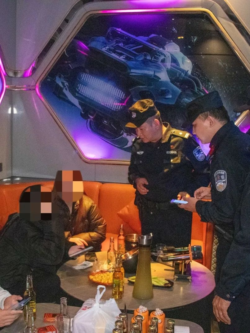 警察叔叔们一周都在忙什么？深夜寻回走失老人、破获盗窃案、兑现举报奖励，他们用行动守护我们的安全  第7张