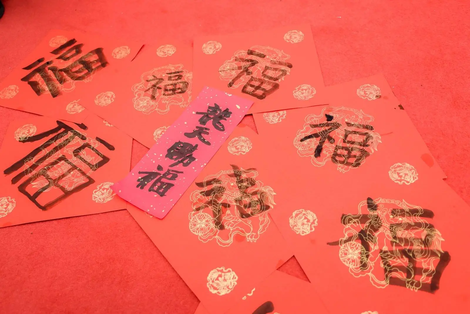 上海冬日暖阳下，茆帆如何用山水画书写福气中国年？  第5张