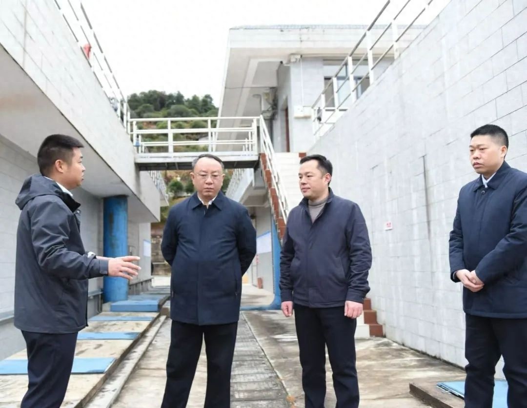县委书记李国泉深入一线调研，春节前稳价保供工作如何保障？  第1张