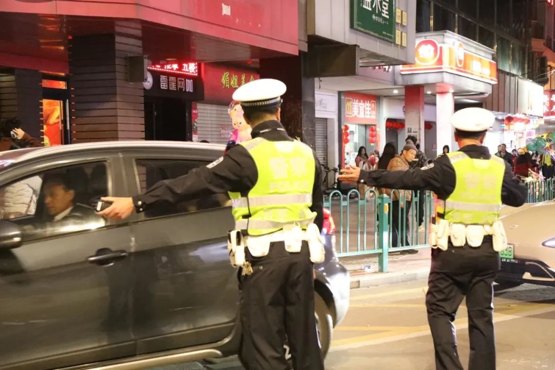2025年春运如何做到平安、畅顺、暖心？开平公安交警的全面部署揭秘  第6张