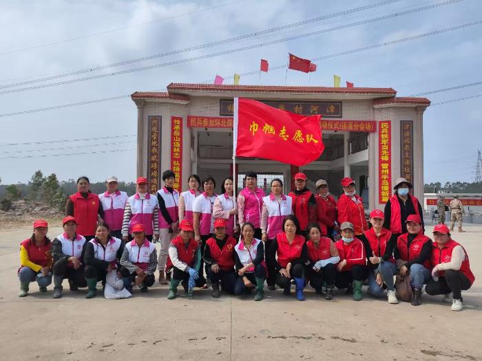 巾帼志愿者如何助力国家水利工程？黄略镇妇联展现新时代女性担当  第5张
