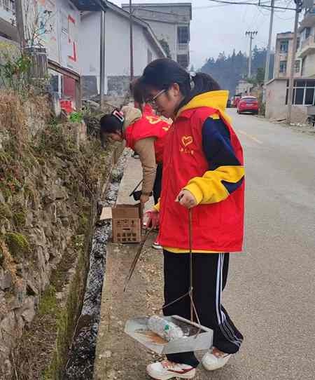 返乡大学生如何用专业和青春为家乡发展绘就新蓝图？  第2张