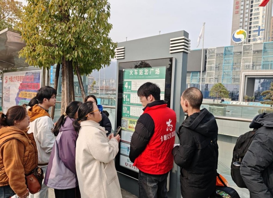2025年春运完美收官！市公交集团二公司如何保障335.79万人次安全出行？  第3张