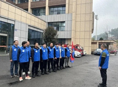 翠屏区如何打造理论+体能+实操三位一体的应急救援队伍？专项提升行动揭秘